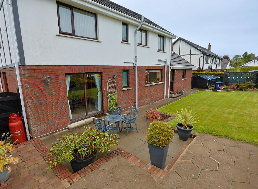 13 Tudor Lodge, Waringstown, BT66 7SX