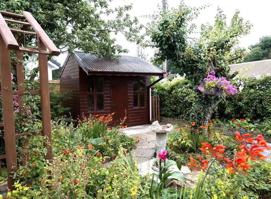 64 Innisgarry Park, Antrim, BT41 4LA