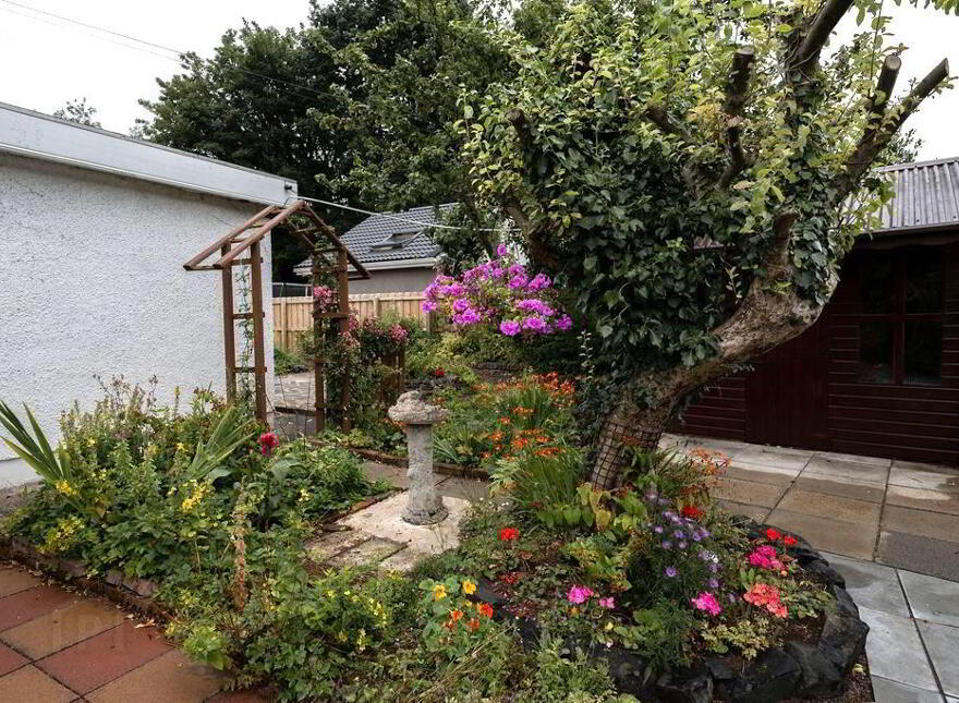 64 Innisgarry Park, Antrim, BT41 4LA