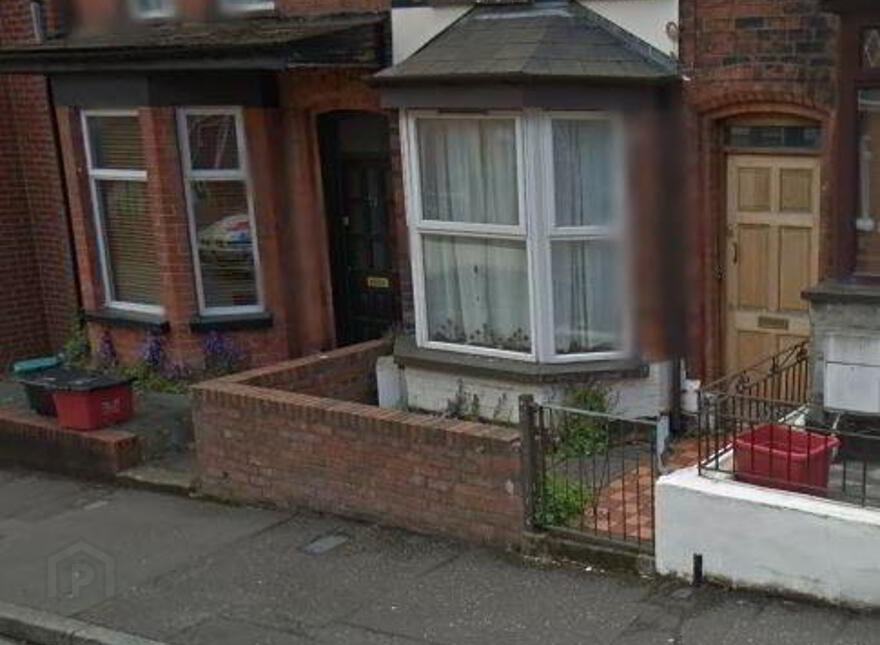 71 Sandhurst Gardens, Belfast, BT9 5AX photo