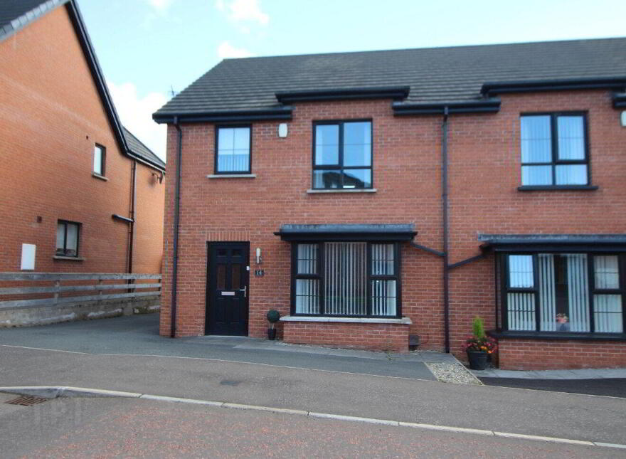 14 Highgrove Road, Carrickfergus, BT38 9AG