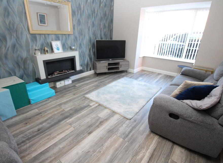 14 Highgrove Road, Carrickfergus, BT38 9AG