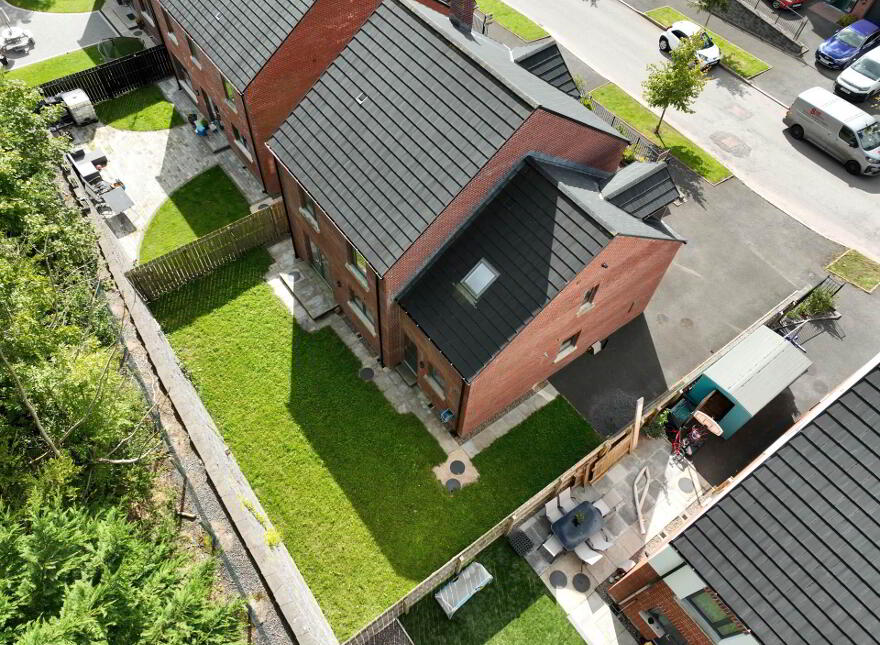 5 Drumgarrow Avenue, Drumgarrow, Enniskillen, BT74 4GZ