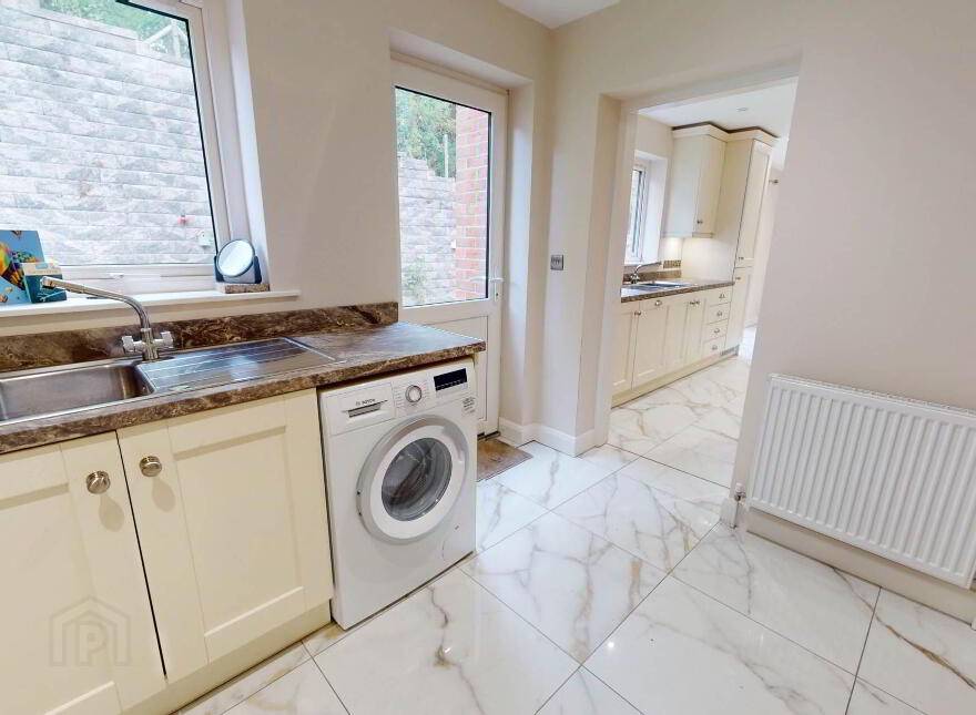 5 Drumgarrow Avenue, Drumgarrow, Enniskillen, BT74 4GZ
