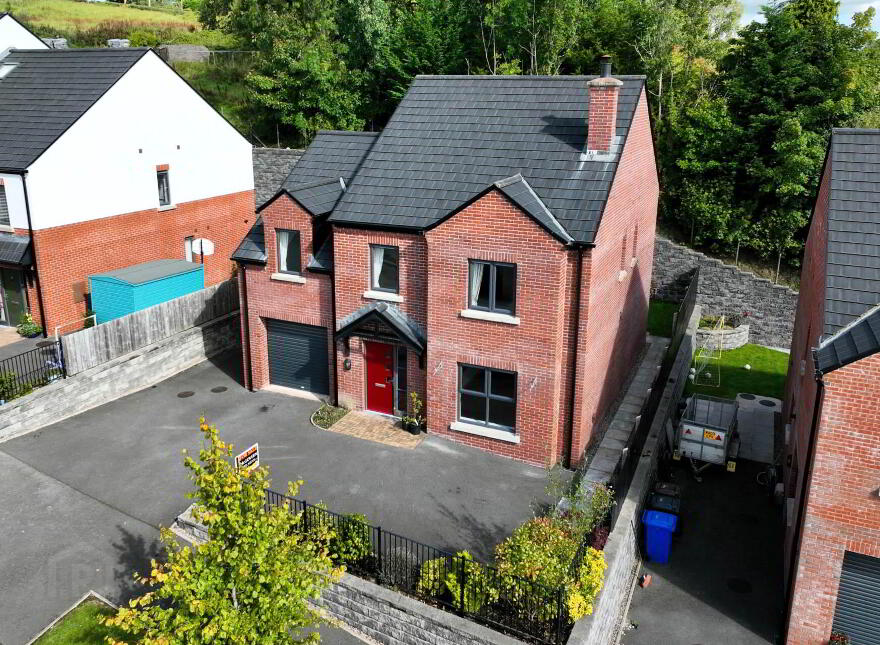 5 Drumgarrow Avenue, Drumgarrow, Enniskillen, BT74 4GZ