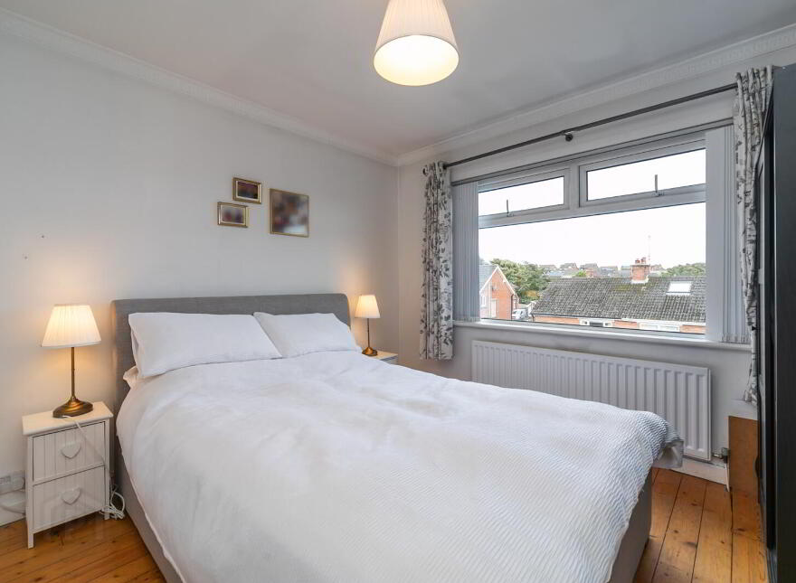 56 Glenholm Crescent, Belfast, BT8 6LS