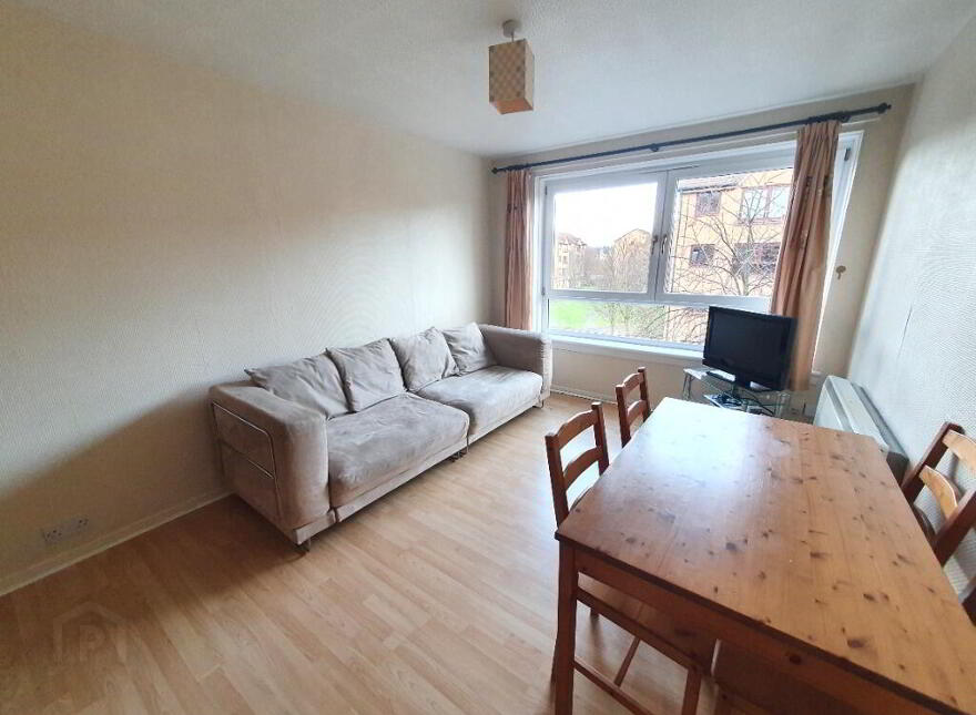 48 North Fort Street, Ferry Road, Edinburgh, EH6 4HW