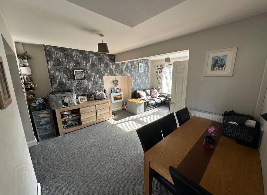 84 Donaghadee Road, Newtownards, BT23 7HB