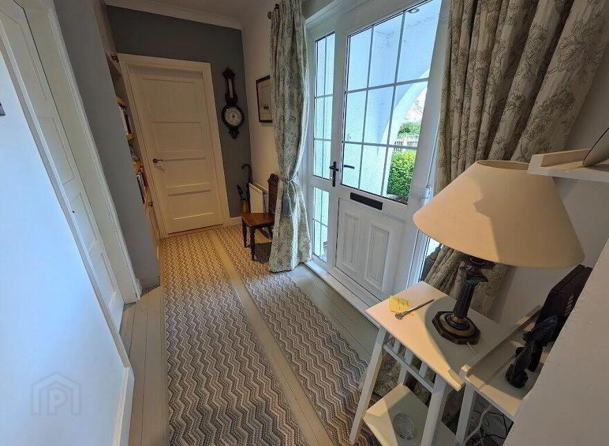 8 Dixon Road, Bangor, BT19 6AU
