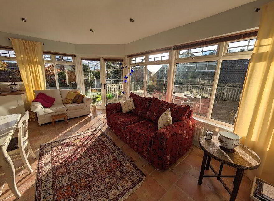 8 Dixon Road, Bangor, BT19 6AU