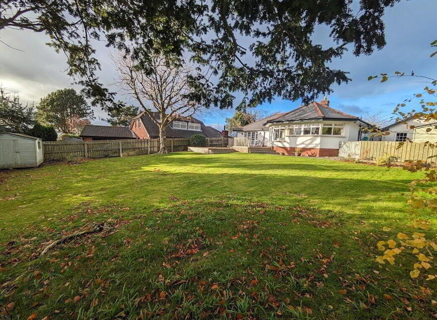 8 Dixon Road, Bangor, BT19 6AU