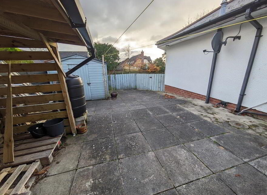 8 Dixon Road, Bangor, BT19 6AU