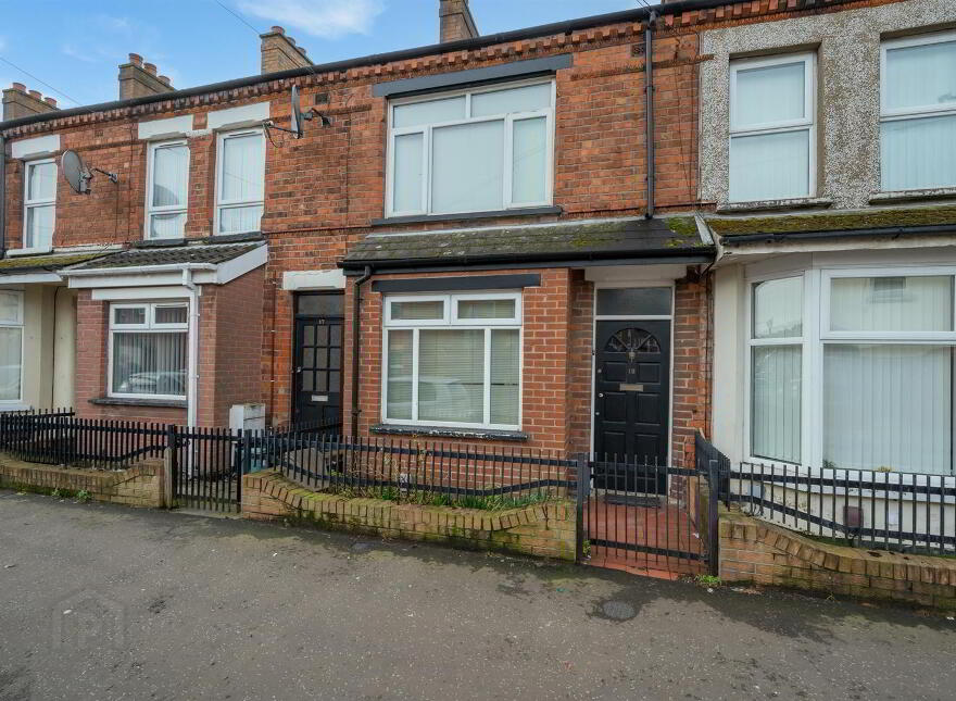 15 Rosebery Road, Belfast, BT6 8JA photo