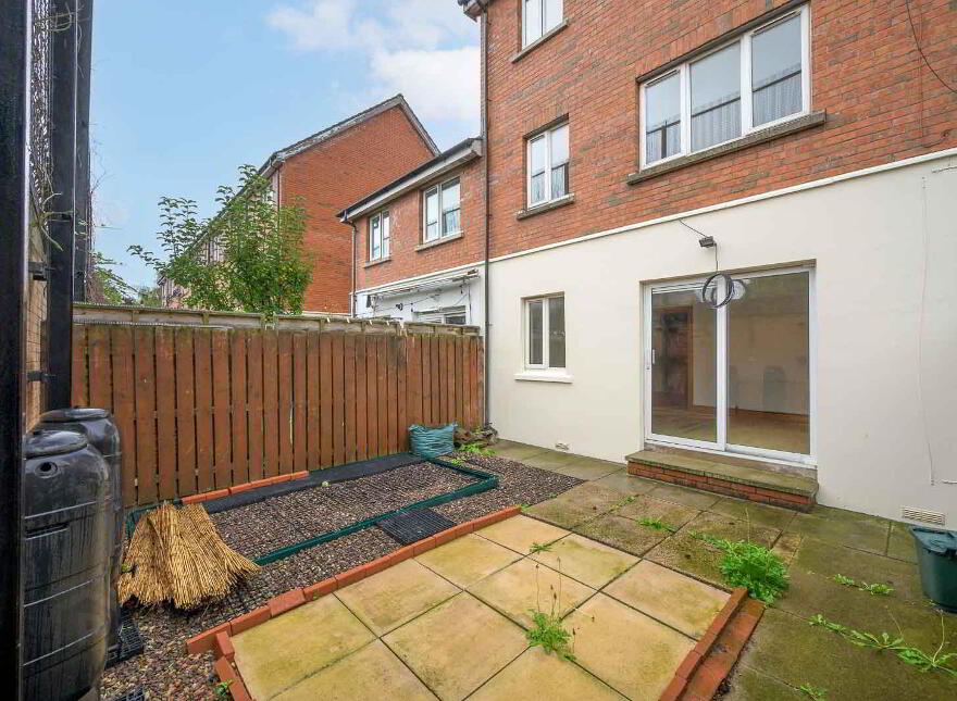 65 Langtry Court, Belfast, BT5 4DN