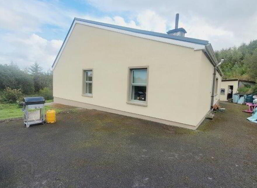 Hazel Farm", Tullycooley, Dromahair, F91PF21