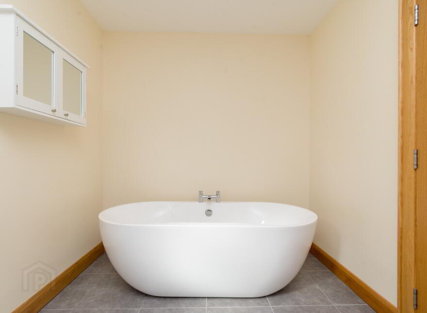 Available To Rent, 69a Lisburn Road, Glenavy, BT29 4NX