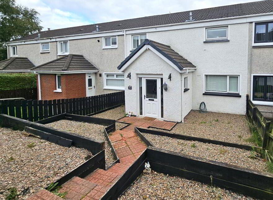 49 Caulside Park, Antrim, BT41 2DR photo