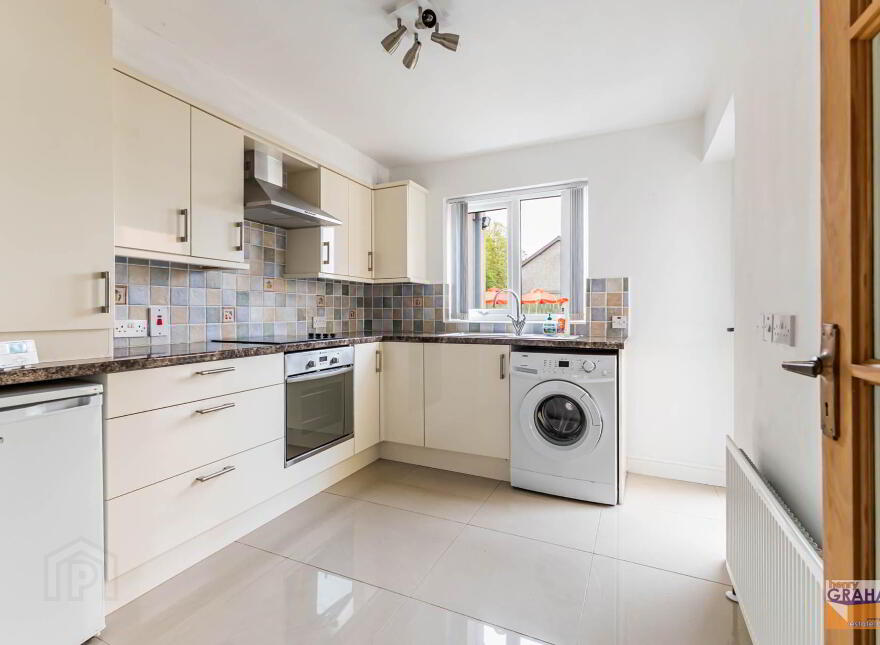 5 The Close, Hillsborough Old Road, Lisburn, BT27 5EU