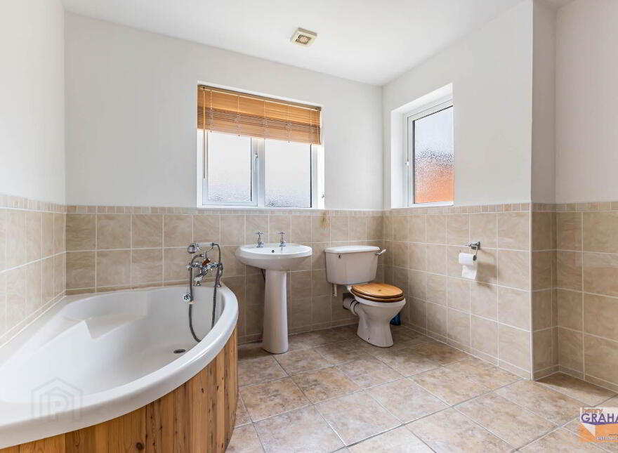 5 The Close, Hillsborough Old Road, Lisburn, BT27 5EU