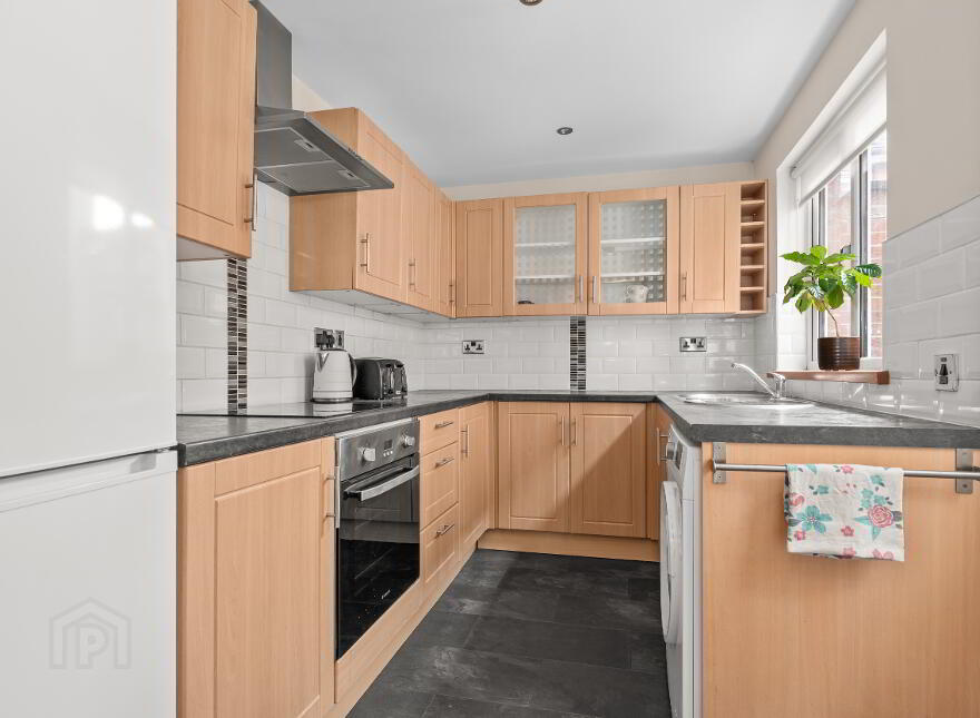 11 Bloomfield Parade, Belfast, BT5 5AS