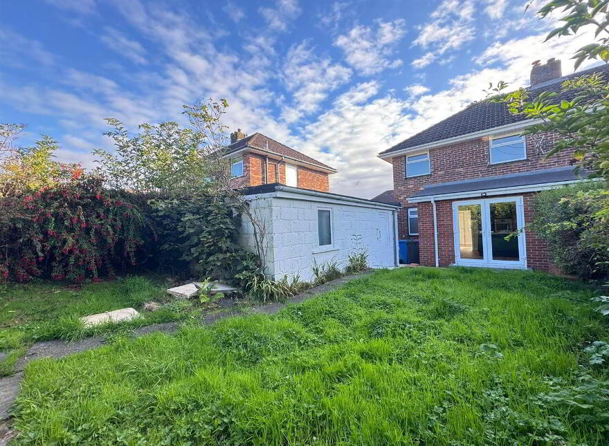 12 Glebecoole Drive, Glengormley, Newtownabbey, BT36 6HZ