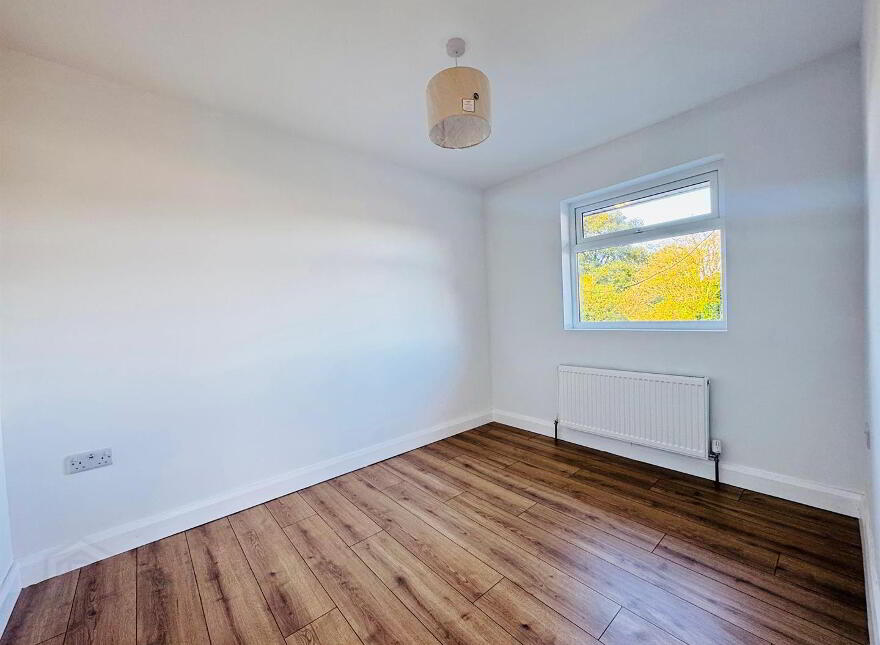 12 Glebecoole Drive, Glengormley, Newtownabbey, BT36 6HZ