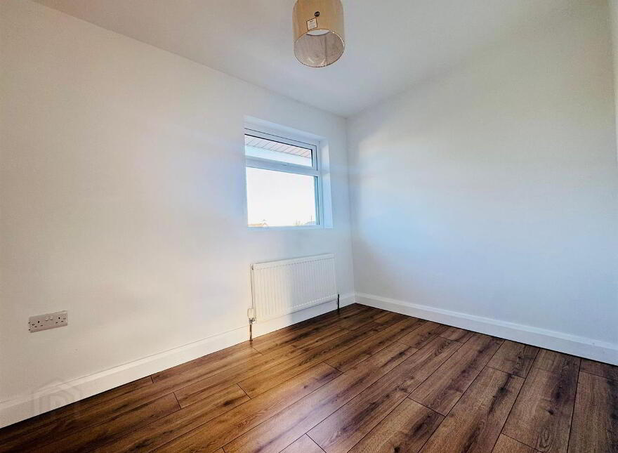 12 Glebecoole Drive, Glengormley, Newtownabbey, BT36 6HZ