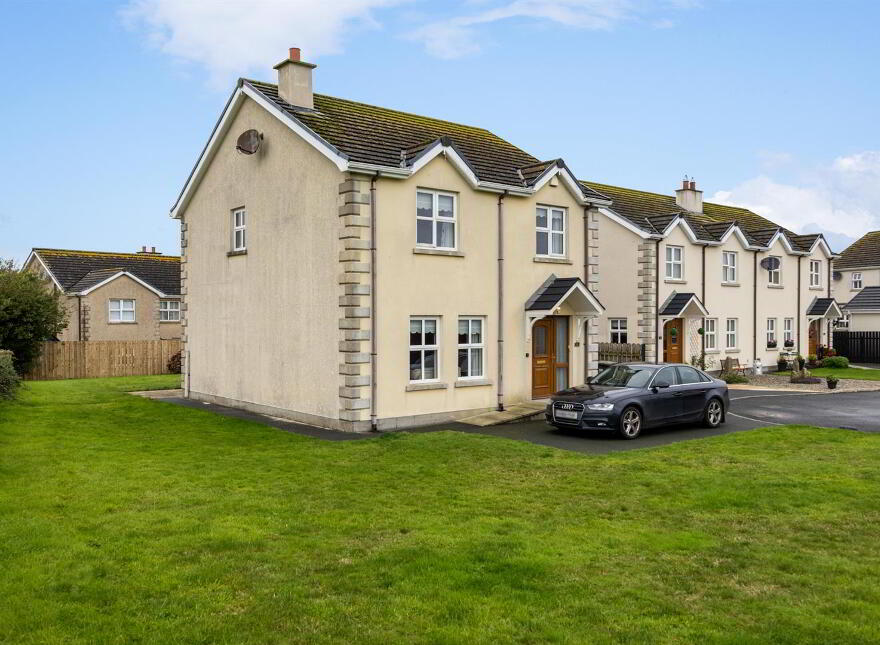 4 Actons Crescent, Downpatrick, BT30 7BY