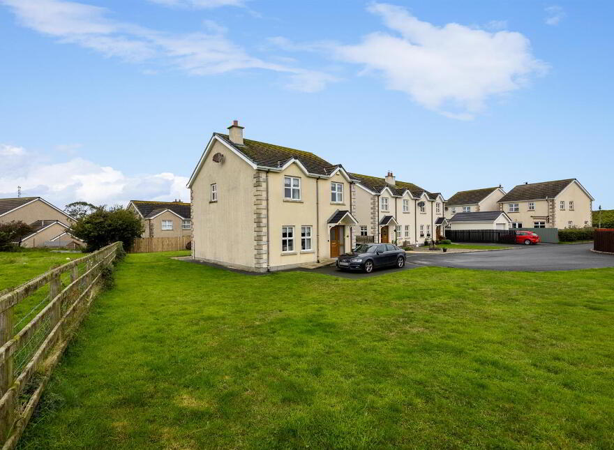 4 Actons Crescent, Downpatrick, BT30 7BY
