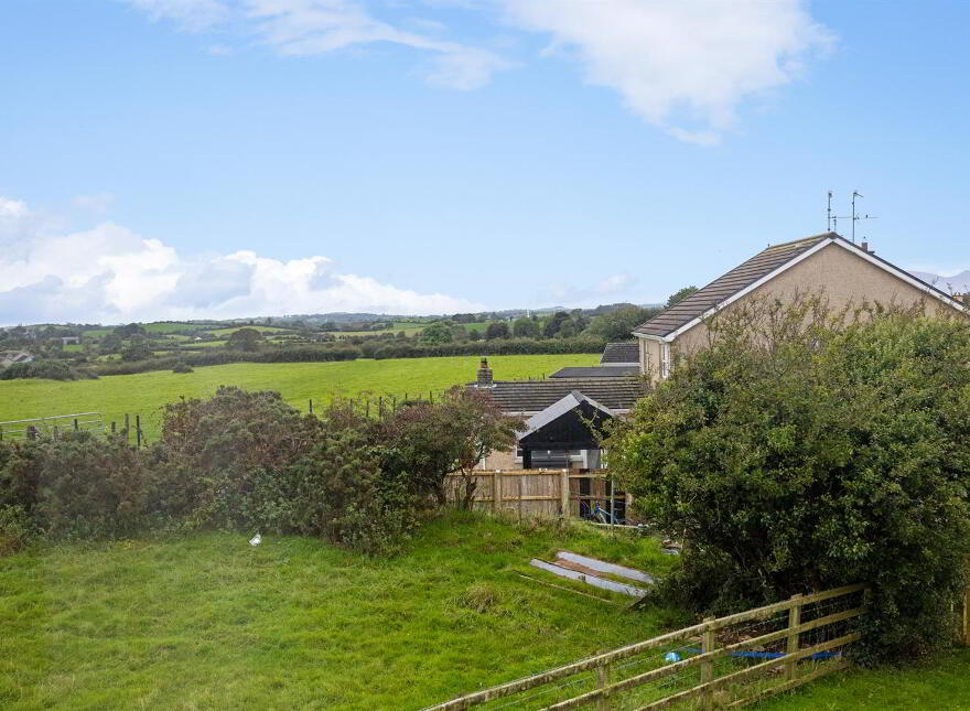 4 Actons Crescent, Downpatrick, BT30 7BY