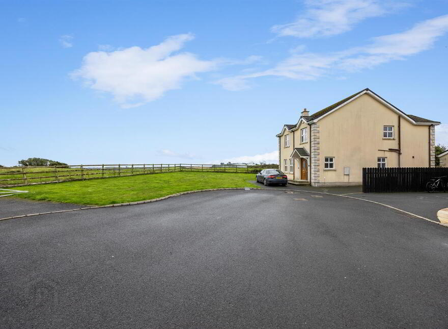 4 Actons Crescent, Downpatrick, BT30 7BY