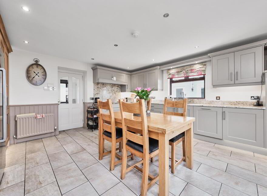28 Whitepark Road, Ballycastle, BT54 6LJ