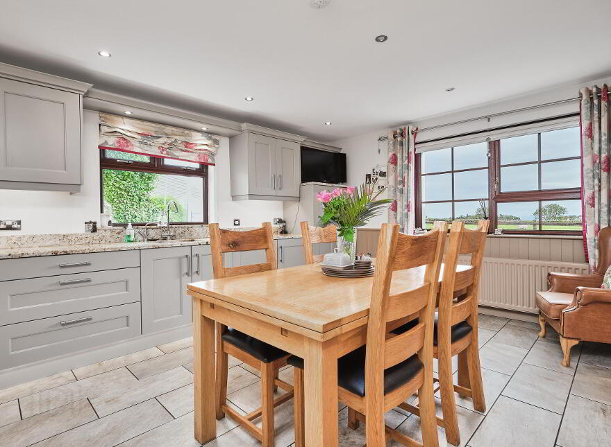 28 Whitepark Road, Ballycastle, BT54 6LJ