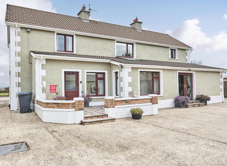 28 Whitepark Road, Ballycastle, BT54 6LJ