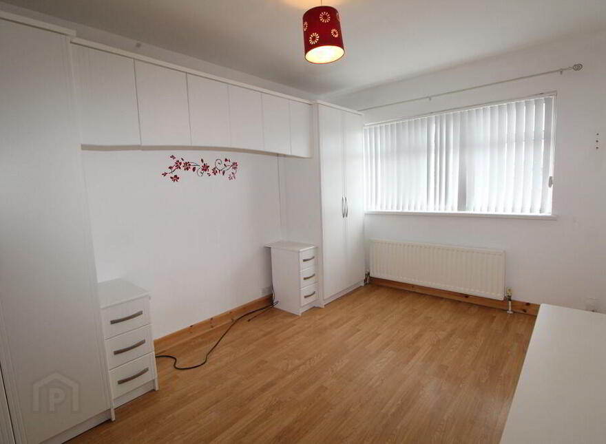 16 Woodford Park, Newtownabbey, BT36 6TJ