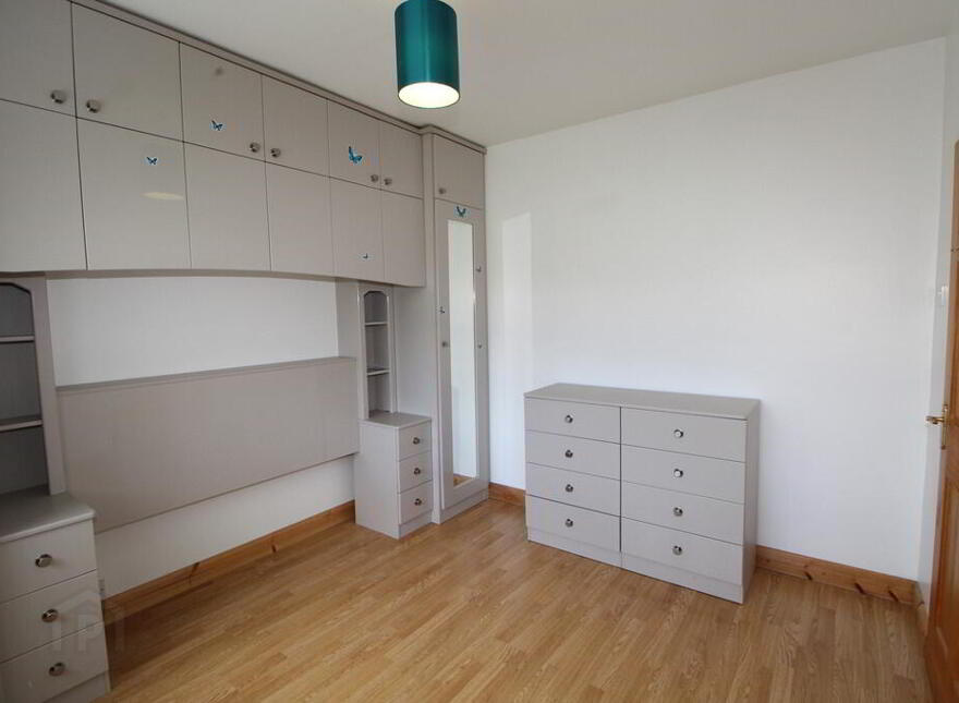 16 Woodford Park, Newtownabbey, BT36 6TJ