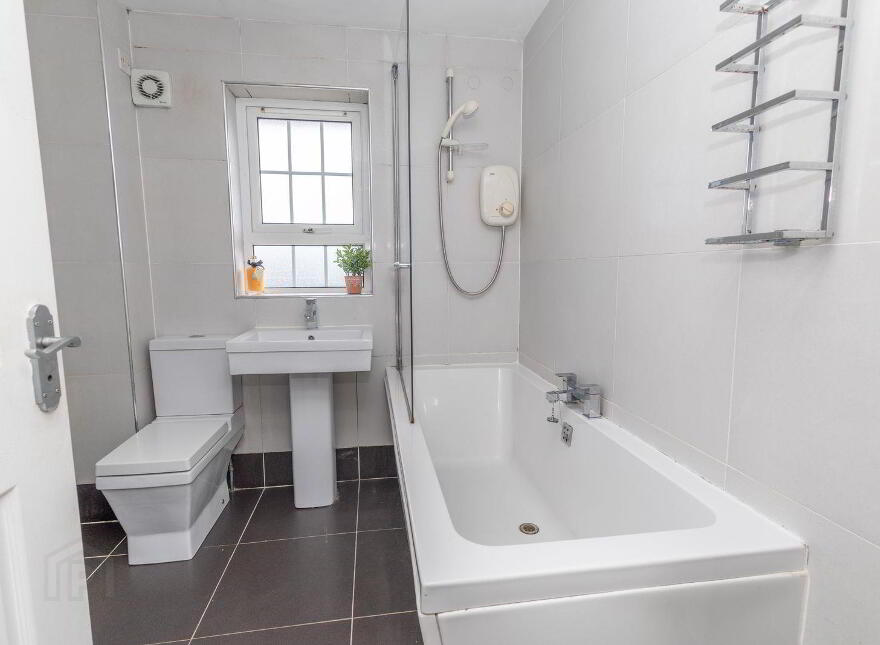 24 Orchard Hill, Warrenpoint, Newry, BT34 3BF