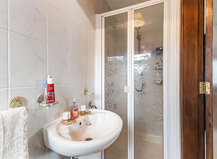 15 Edenvale Meadows, Dunmurry, Belfast, BT17 0EG