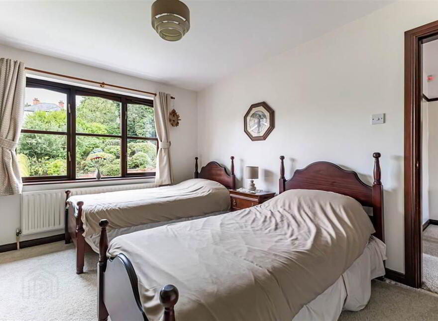 15 Edenvale Meadows, Dunmurry, Belfast, BT17 0EG
