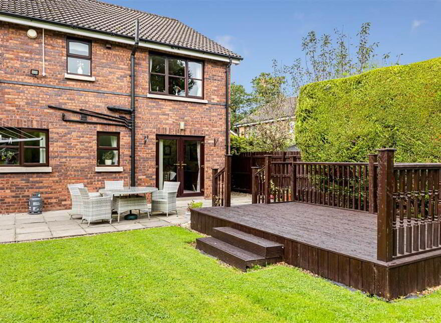 15 Edenvale Meadows, Dunmurry, Belfast, BT17 0EG