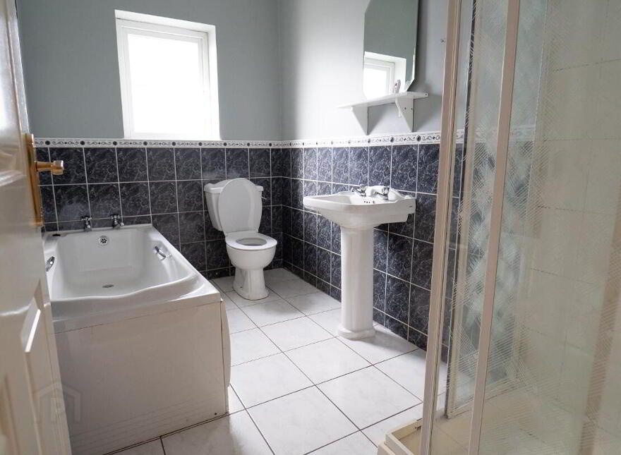21 Creamery Road, Manorhamilton, F91K7X4