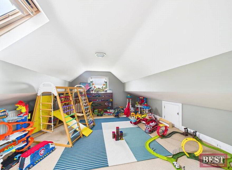 54 Hollywood Grove, Newry, BT34 1BN