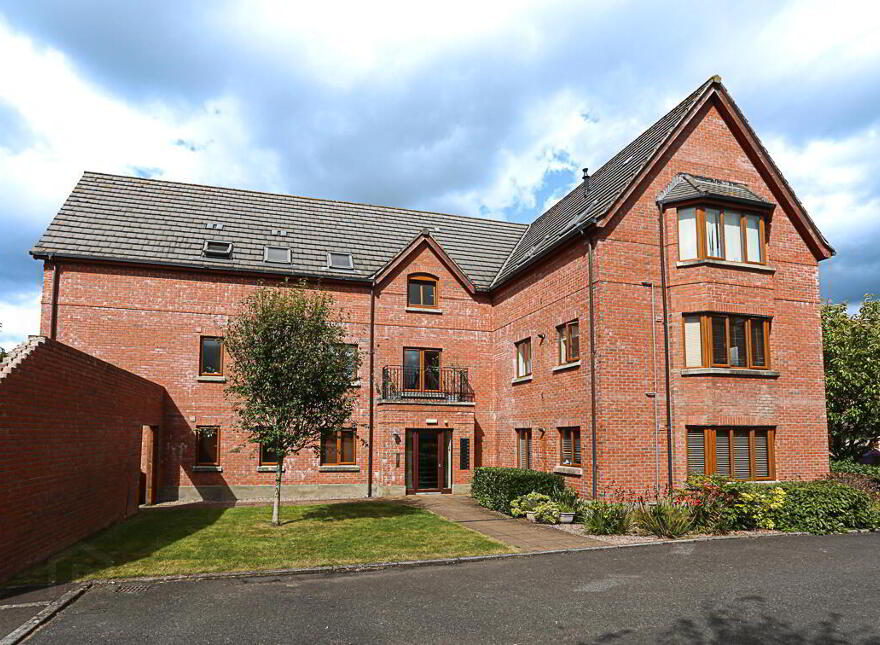 28 Bailey Manor, Dundonald, Belfast, BT16 2NZ photo