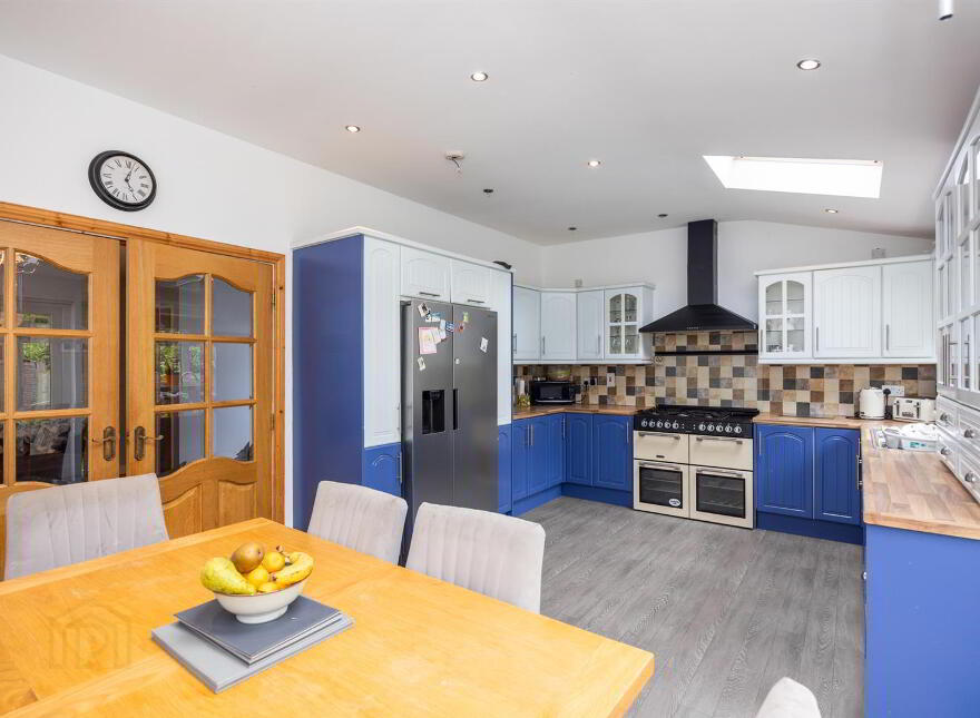 2 Breda Park, Saintfield Road, Belfast, BT8 6JR