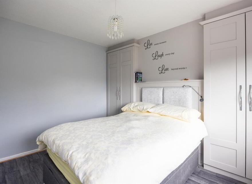 2 Breda Park, Saintfield Road, Belfast, BT8 6JR