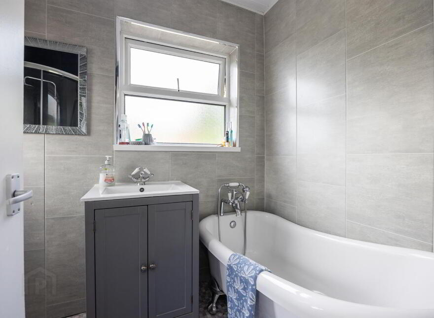 2 Breda Park, Saintfield Road, Belfast, BT8 6JR