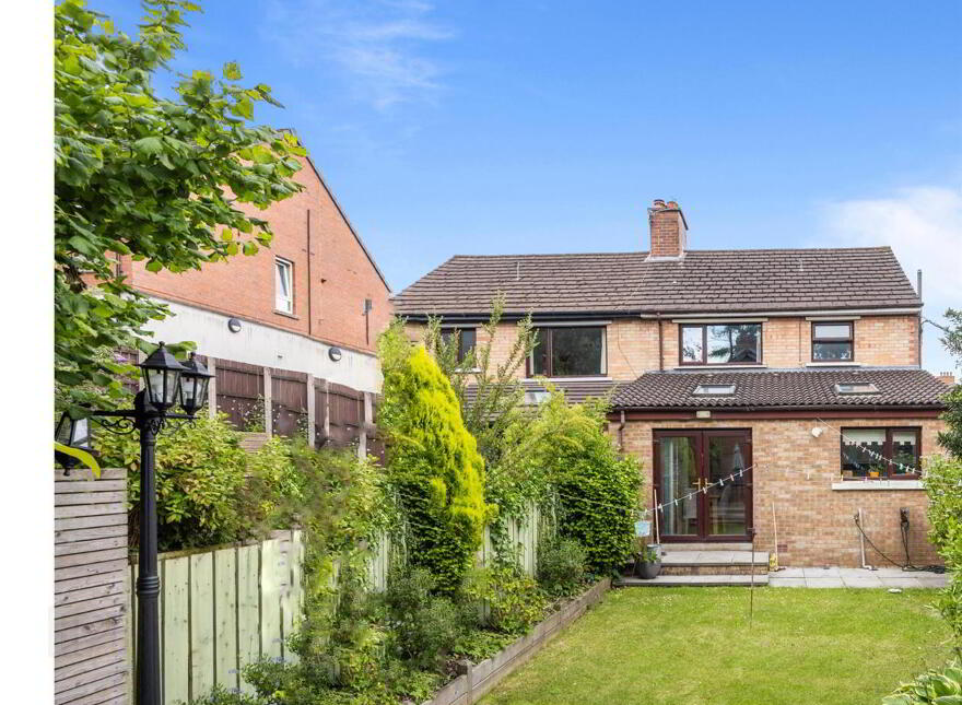 2 Breda Park, Saintfield Road, Belfast, BT8 6JR