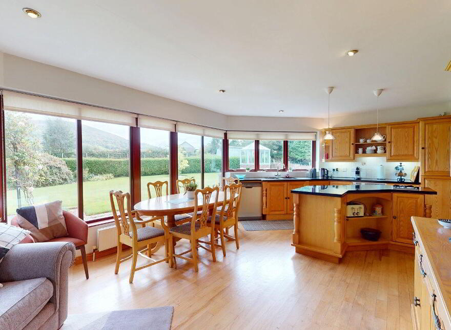 6 Gortgarn Road, Limavady, BT49 0QW