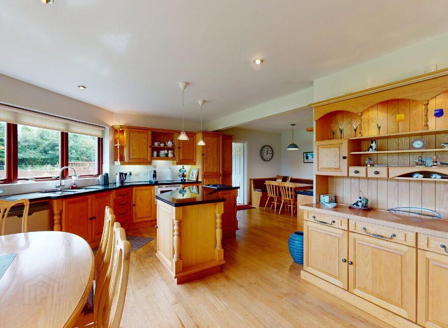 6 Gortgarn Road, Limavady, BT49 0QW