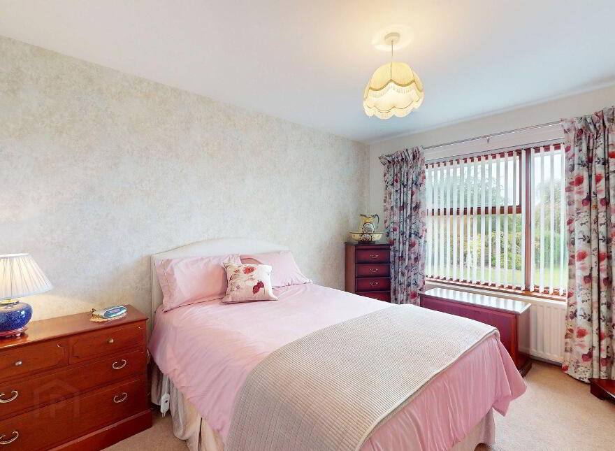 6 Gortgarn Road, Limavady, BT49 0QW